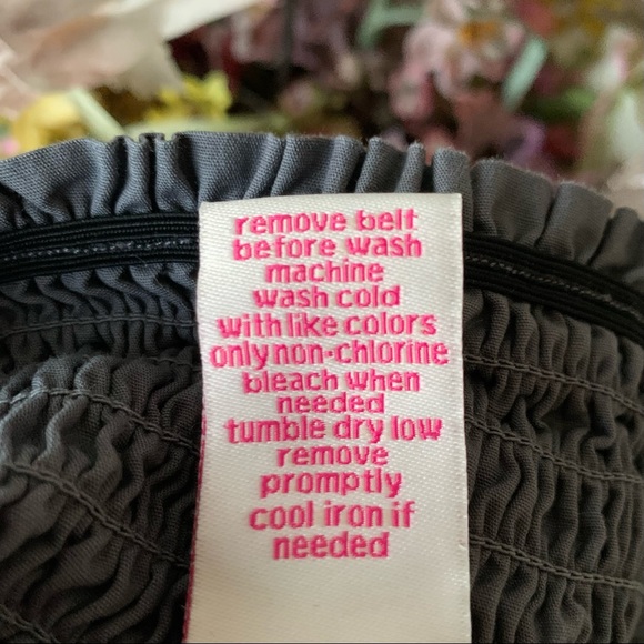 •Candie’s• Color Block Lined Skater Skirt - Size Medium - Picture 5 of 7